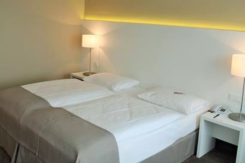 デラックスルーム, Relexa Hotel Airport Düsseldorf/ratingen