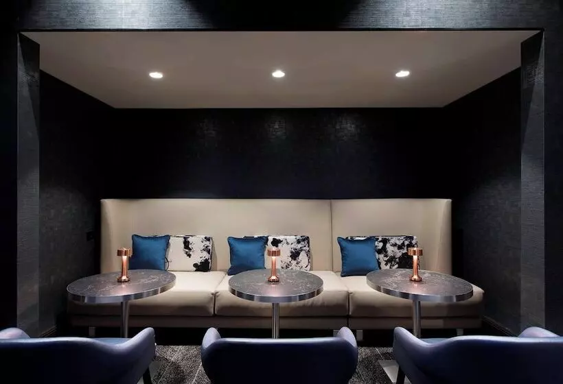 스탠다드 룸 더블 침대, Sheraton Grand Sydney Hyde Park