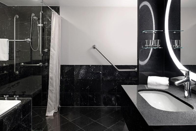 스탠다드 룸 킹사이즈 침대, Sheraton Grand Sydney Hyde Park