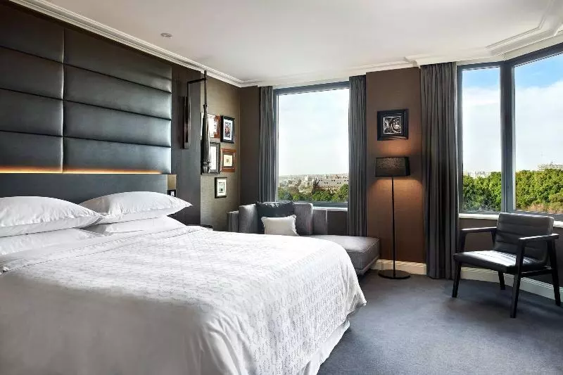 이그제큐티브 스위트 킹침대, Sheraton Grand Sydney Hyde Park