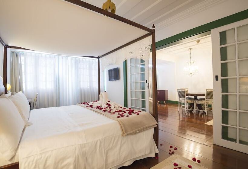 סוויטת סופריור, Solar Do Rosario