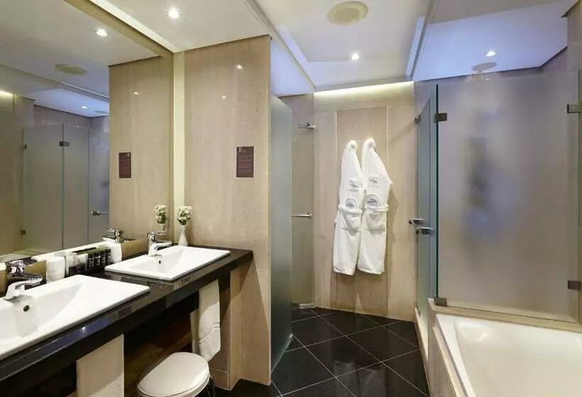 Suite Junior, The Cliff Bay Portobay