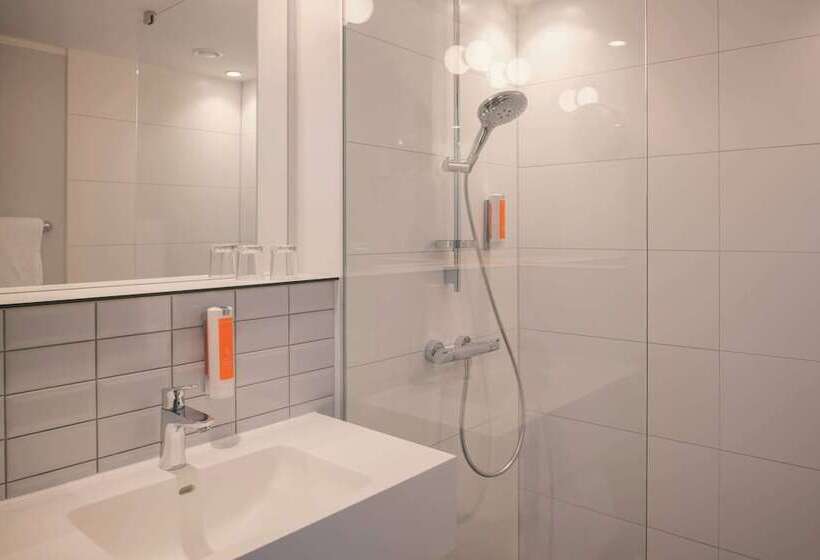 Люкс, Vienna House Easy By Wyndham Leipzig