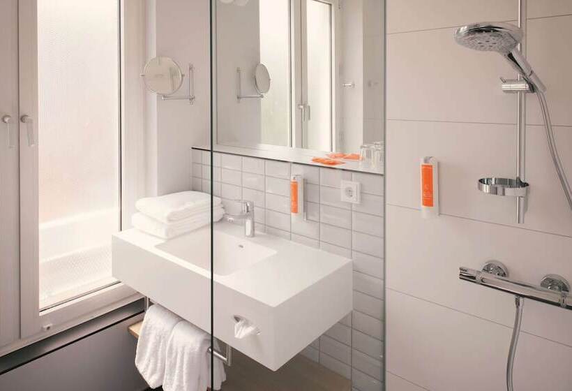 Люкс, Vienna House Easy By Wyndham Leipzig