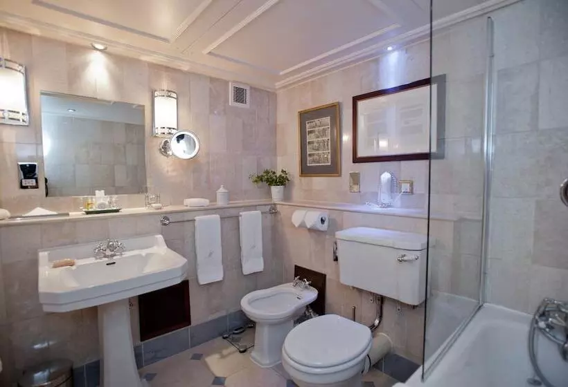 デラックススタジオ, Milestone Hotel Kensington