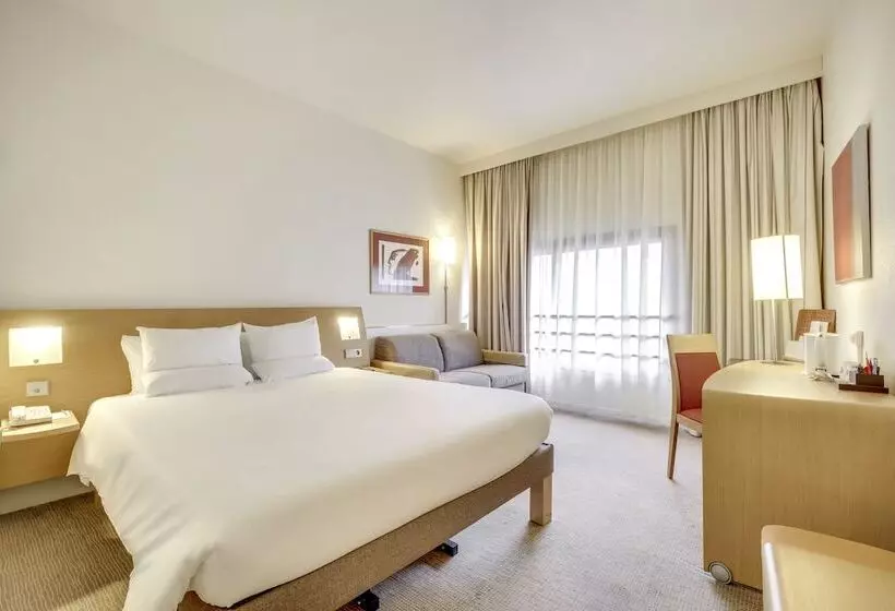 اتاق اجرایی, Novotel Belfort Centre Atria