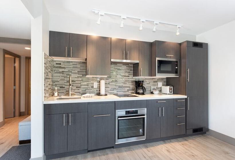 اتاق استاندارد با تخت دوبل, Le Chamois By Whistler Premier