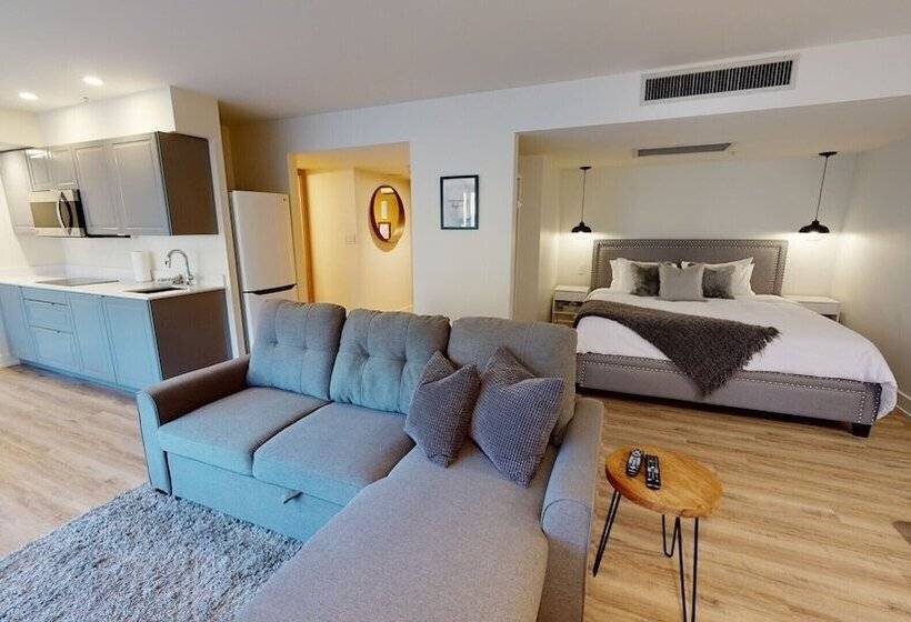 استودیوی استاندارد, Le Chamois By Whistler Premier