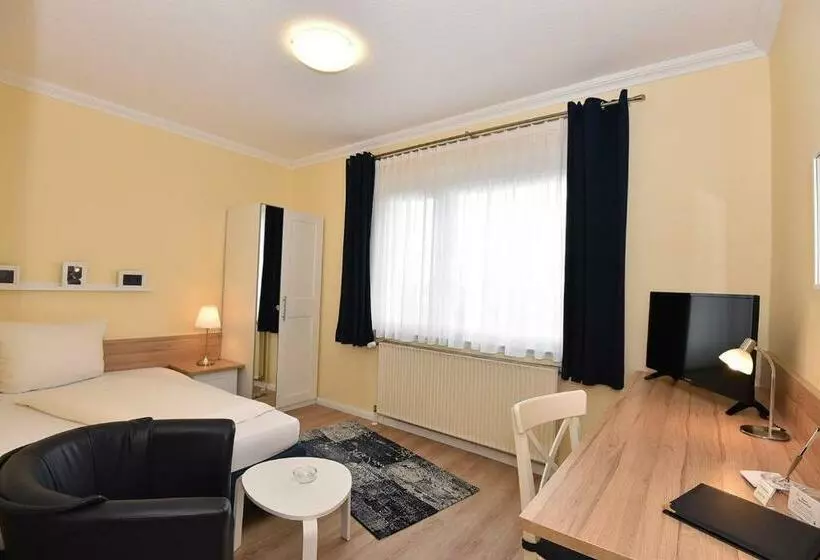 اتاق استاندارد یک نفره, Bremer Apartmenthotel Superior