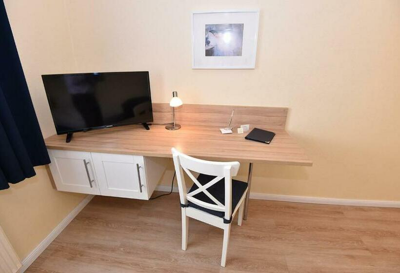 اتاق استاندارد یک نفره, Bremer Apartmenthotel Superior