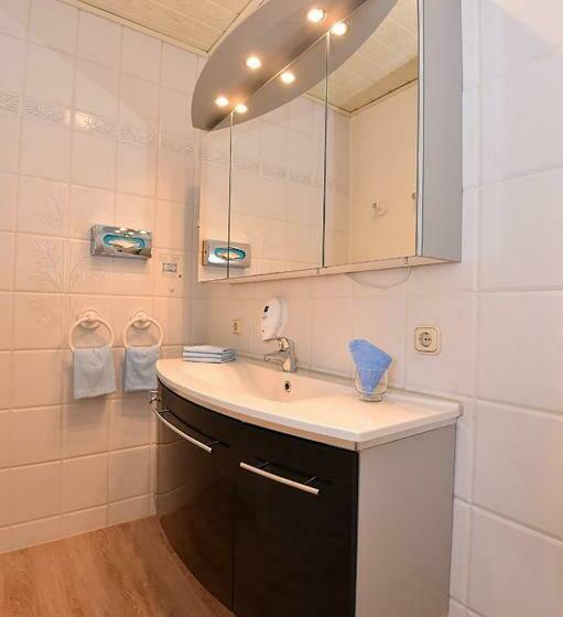 اتاق استاندارد یک نفره, Bremer Apartmenthotel Superior