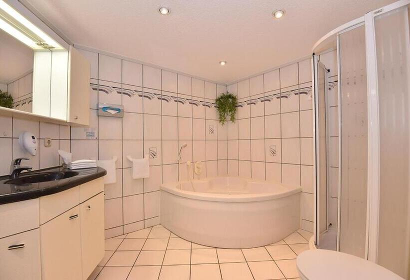 اتاق خانوادگی, Bremer Apartmenthotel Superior