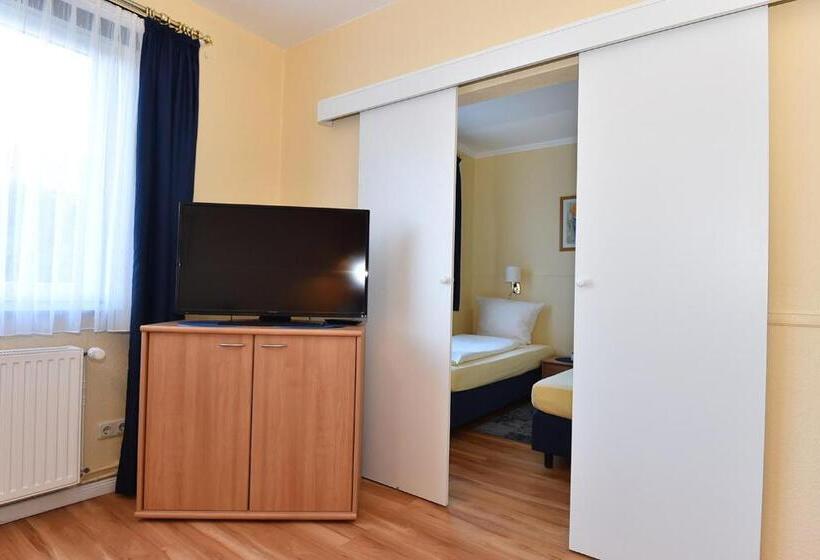 اتاق استاندارد سه نفره, Bremer Apartmenthotel Superior