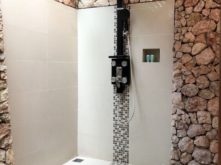 スタンダードバンガロー, Holiday Resort Lombok