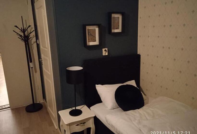 이코노미 싱글 룸, Appelberg