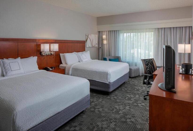 스탠다드 룸 풀장 전망, Courtyard Orlando International Drive/convention Center