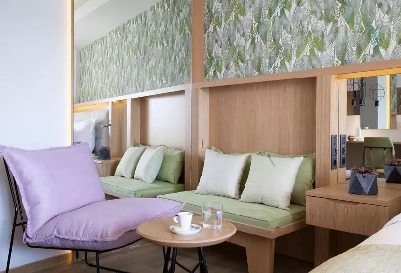 بانگلوی استاندارد با چشم‌انداز دریا, Dolce By Wyndham Athens Attica Riviera