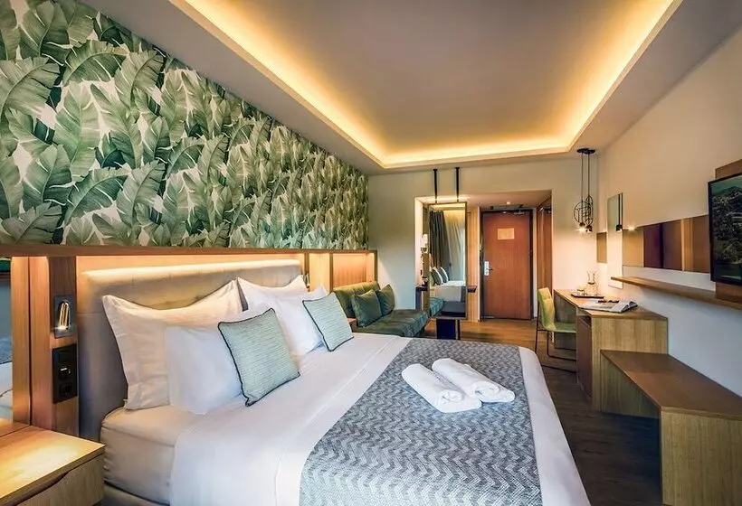 بانگلوی استاندارد, Dolce By Wyndham Athens Attica Riviera