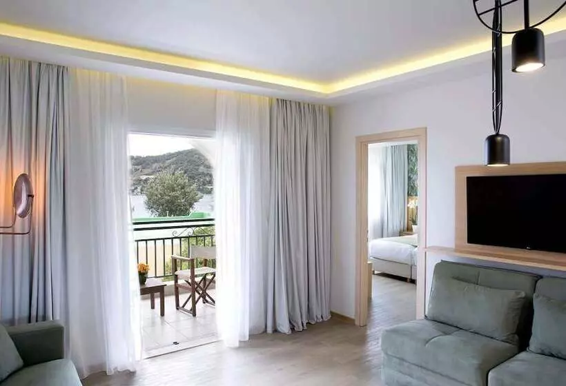 ویلای 1 خوابه, Dolce By Wyndham Athens Attica Riviera