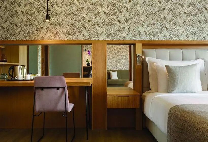 سوئیت اجرایی با چشم‌انداز دریا, Dolce By Wyndham Athens Attica Riviera