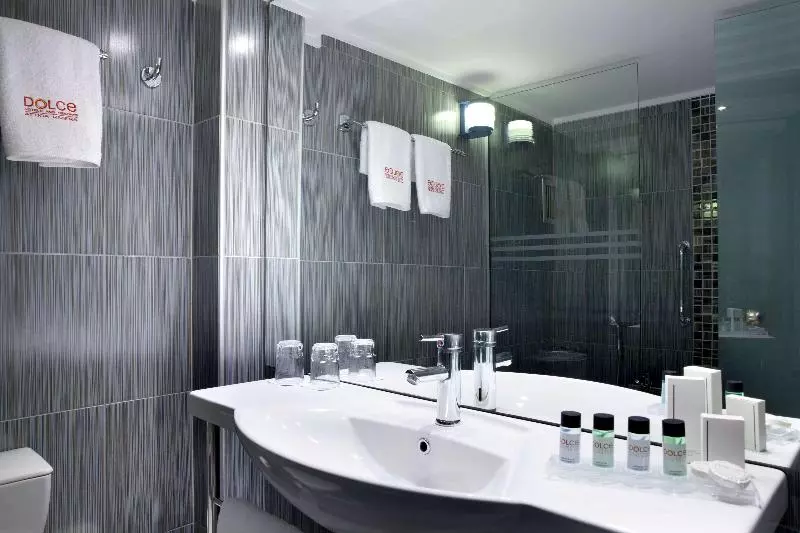 اتاق لوکس با چشم‌انداز دریا, Dolce By Wyndham Athens Attica Riviera