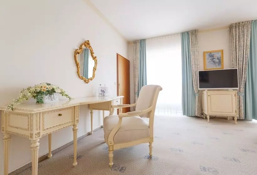 Standard Room, Erbprinz & Restaurant  Prinzenstube