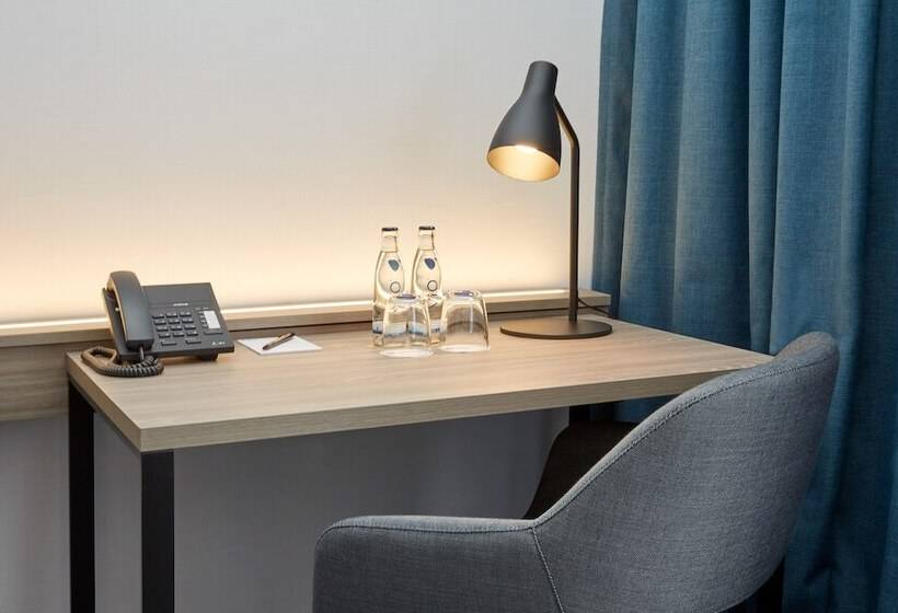 غرفة بيزنس, H4 Hotel Leipzig