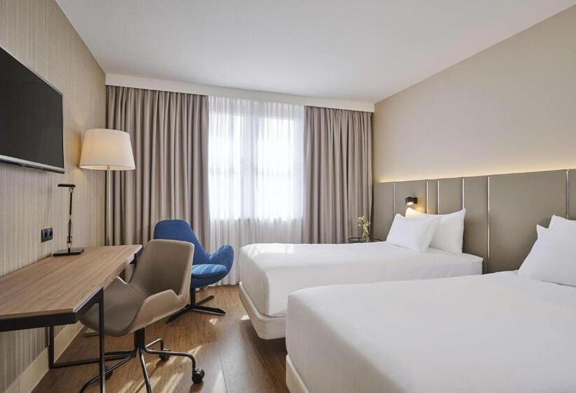 스탠다드 전망 룸, NH Frankfurt Airport