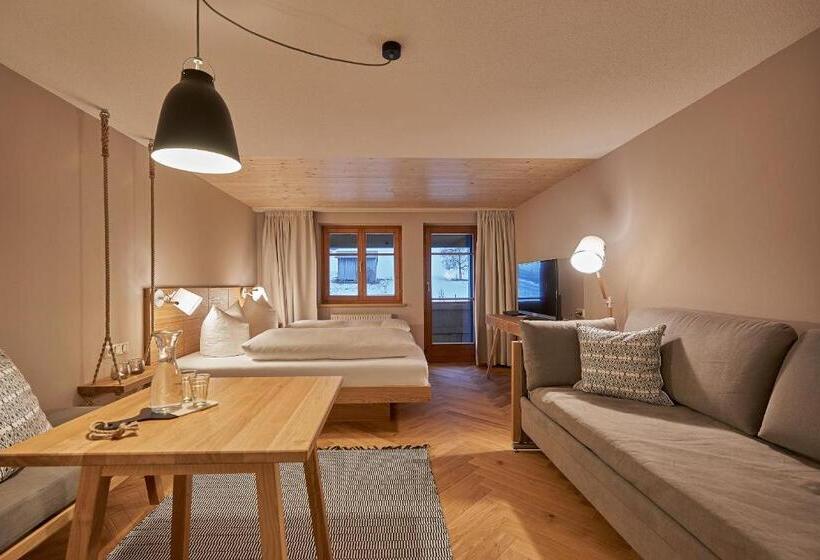 غرفة قياسية مزوَّدة بشُرفة, Rössle