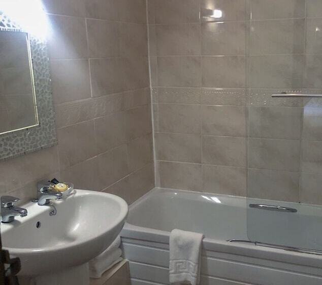 标准间, The Hoops Inn & Country