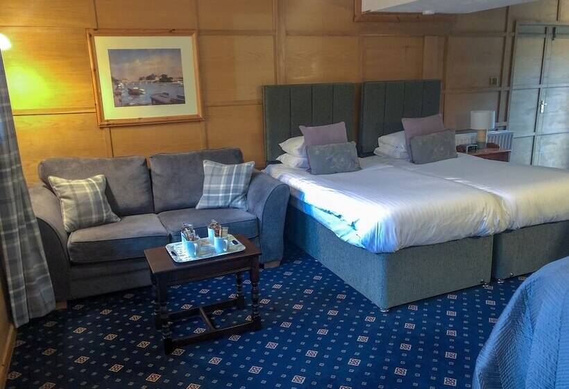 家庭间, The Hoops Inn & Country