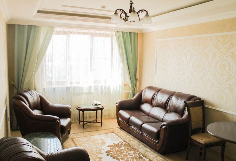 דירת חדר, Ulan Ude Park