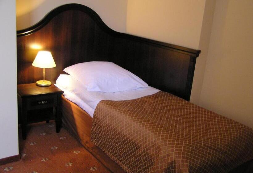 Номер Стандарт Индивидуальный, Zamek Królewski W Rydzynie