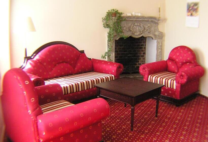 Апартаменты 1 Спальня, Zamek Królewski W Rydzynie