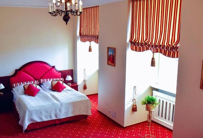 Апартаменты 1 Спальня, Zamek Królewski W Rydzynie