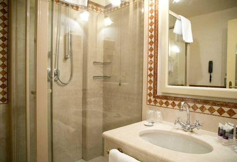 سوییت جونیور, Milano Regency