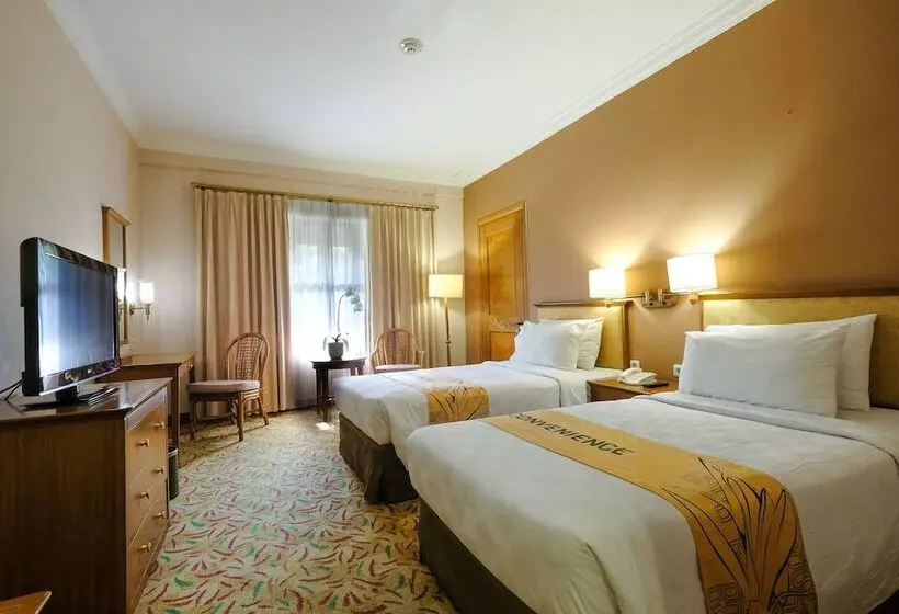 اتاق لوکس, Loman Park Hotel Yogyakarta