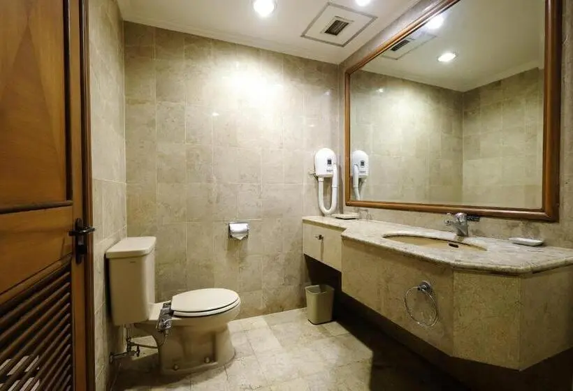 سوییت جونیور, Loman Park Hotel Yogyakarta