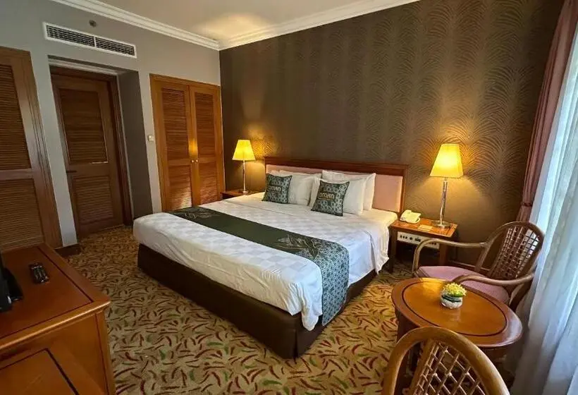 سوییت اجرایی, Loman Park Hotel Yogyakarta