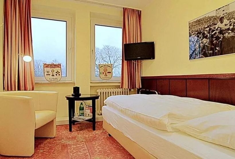 エコノミーシングルルーム, Retro   Art   Hotel Lünen