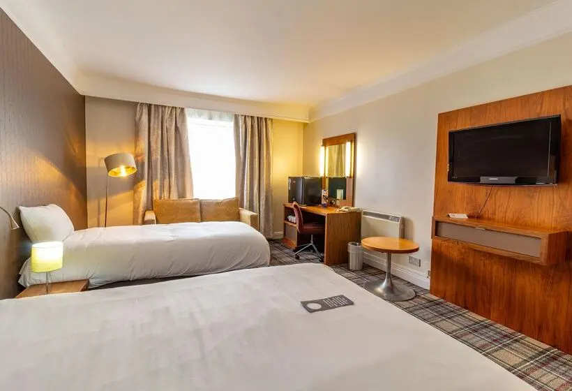اتاق خانوادگی, Bromsgrove Hotel And Spa