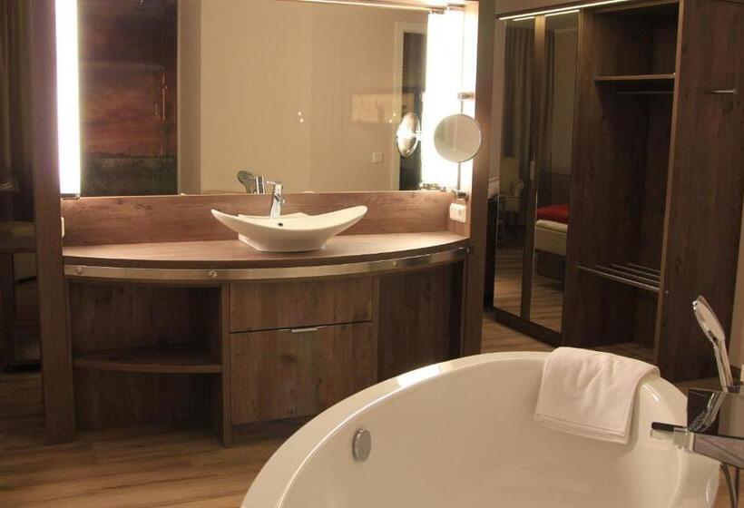 주니어 스위트, Flair Hotel Weiss