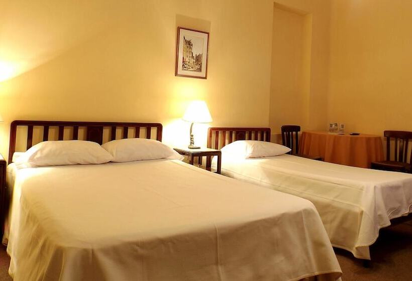 수피리어 트리플 룸, Argentino Hotel Casino & Resort