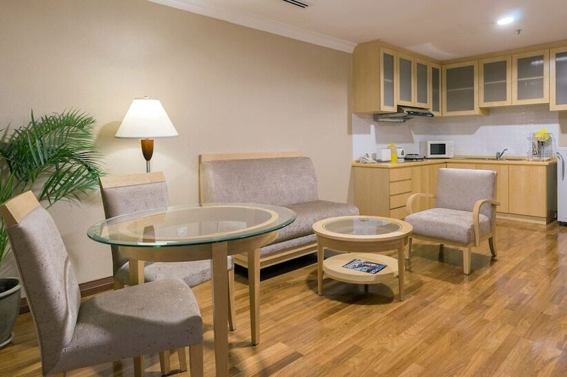 Suite Deluxe, Bayview Hotel Melaka