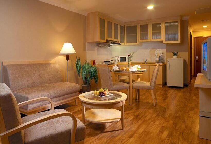 Suite Deluxe, Bayview Hotel Melaka