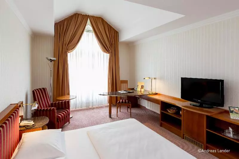 اتاق استاندارد, Dorint Herrenkrug Parkhotel Magdeburg