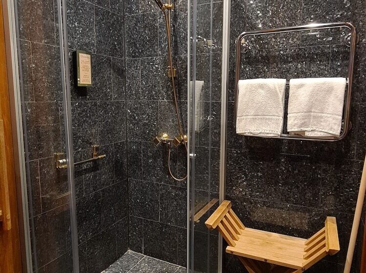 סוויטה, Furunäset Hotell & Konferens