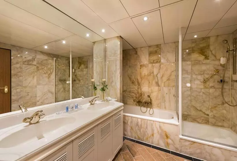 سوئیت کلاسیک, Maritim Hotel Stuttgart