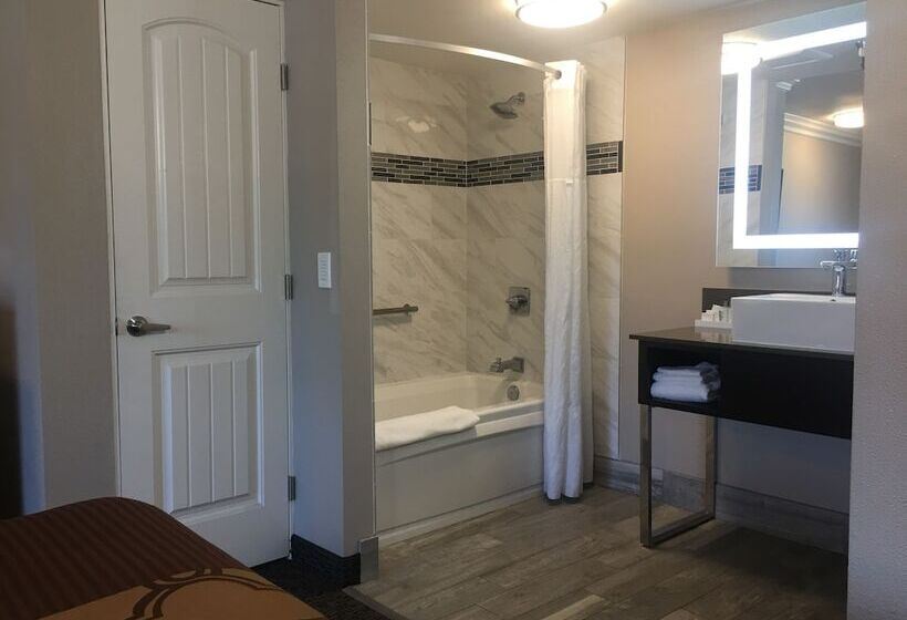 스탠다드 룸 킹사이즈 침대, Seville