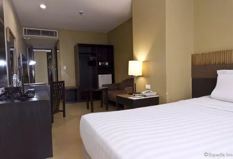 اتاق لوکس, Summit Circle Cebu